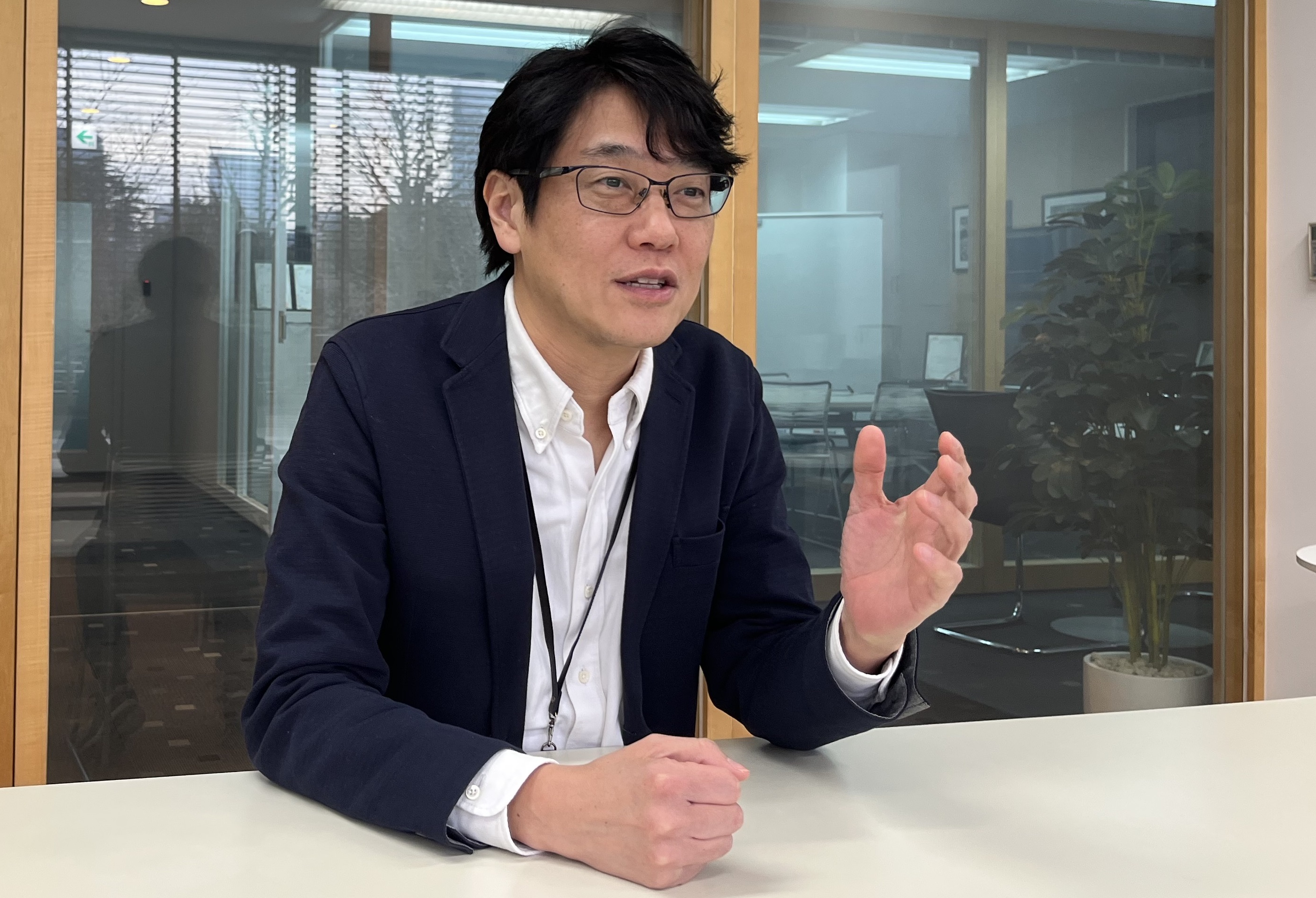 行木 隆 氏